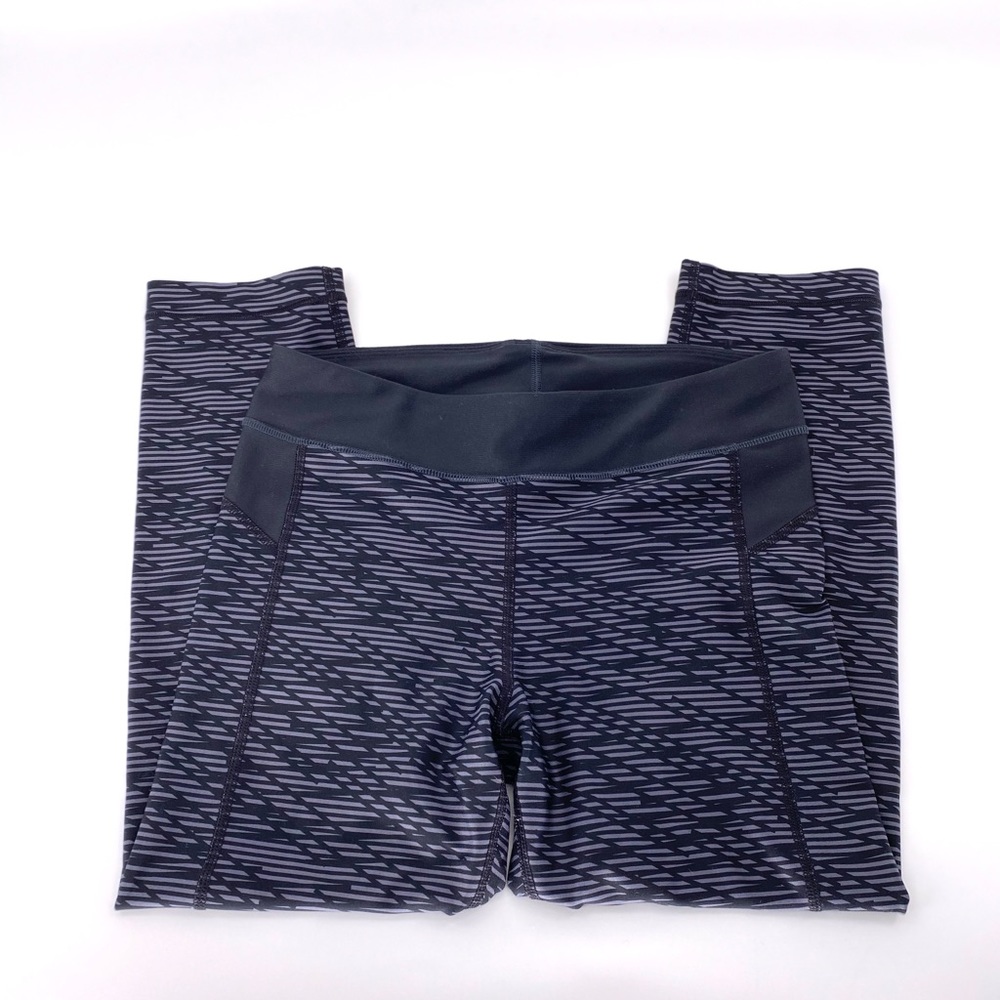 Under Armour Crop Grey Leggings Size XS - Picture 4 of 7